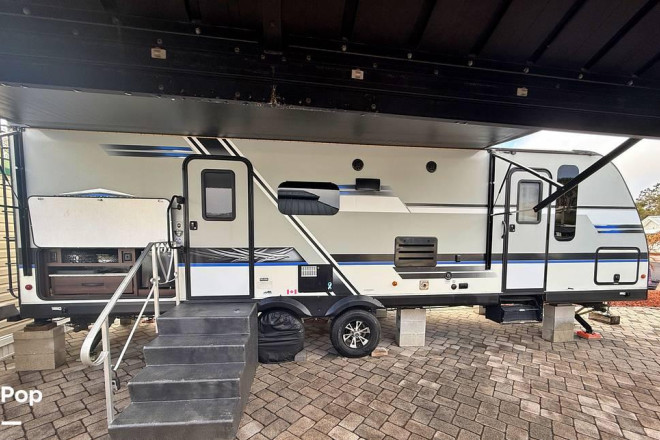 2018 White Hawk 27RB