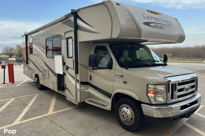 2019 Leprechaun 311FS