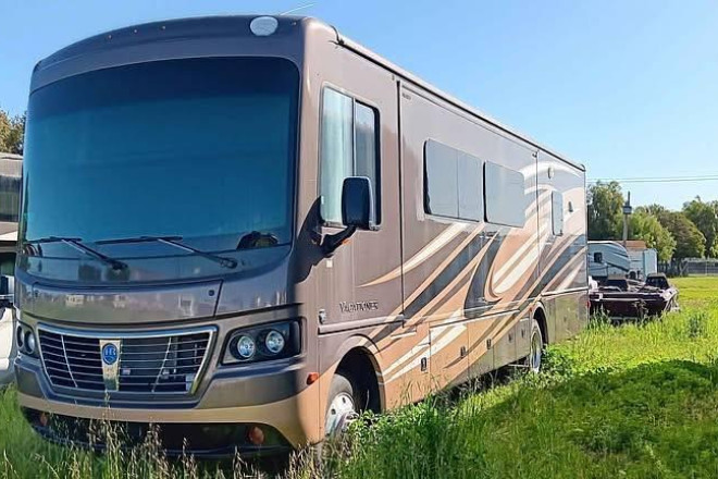 2016 Vacationer 35DK