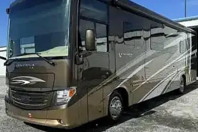 2017 Ventana 3709 LE