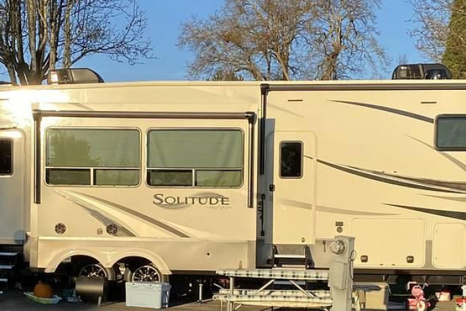 2021 Solitude S Class 3740BH