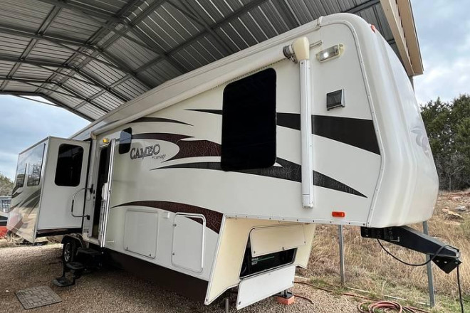 2011 Cameo 35SB3