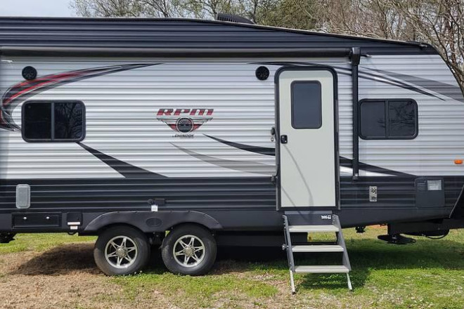 2021 Chinook RPM 21FKLE