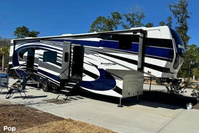 2024 Riverstone 391FSK