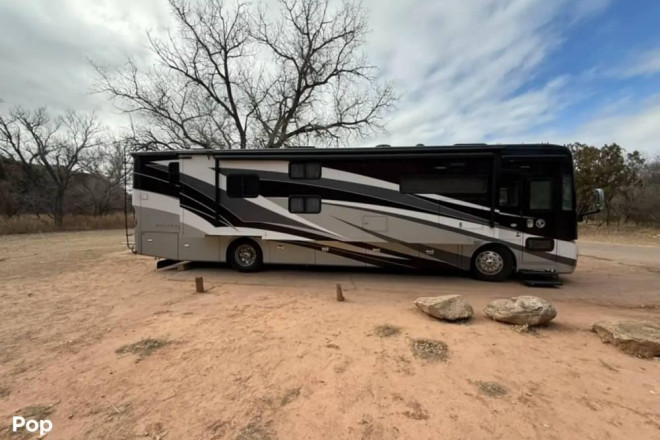 2020 Allegro Red 38KA