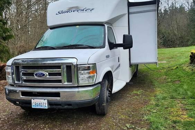 2016 Sunseeker 2430S