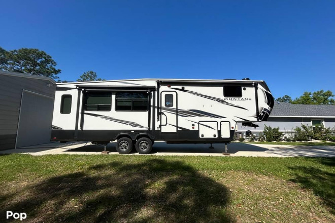 2021 Montana High Country 295RL