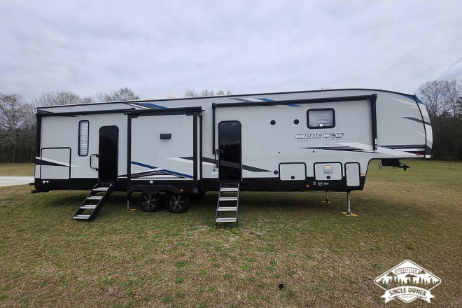 2022 Arctic Wolf 3770SUITE