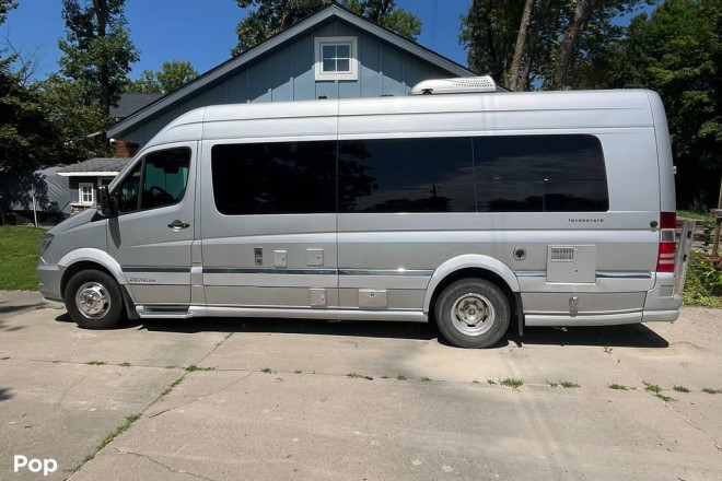 2016 Interstate Lounge EXT