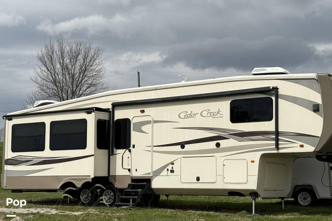 2016 Hathaway 36CKTS