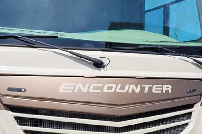 2015 Encounter 37LS