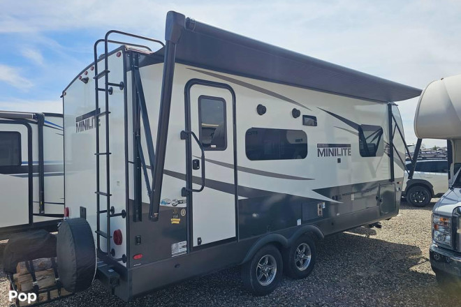 2025 Rockwood Mini Lite 2205S