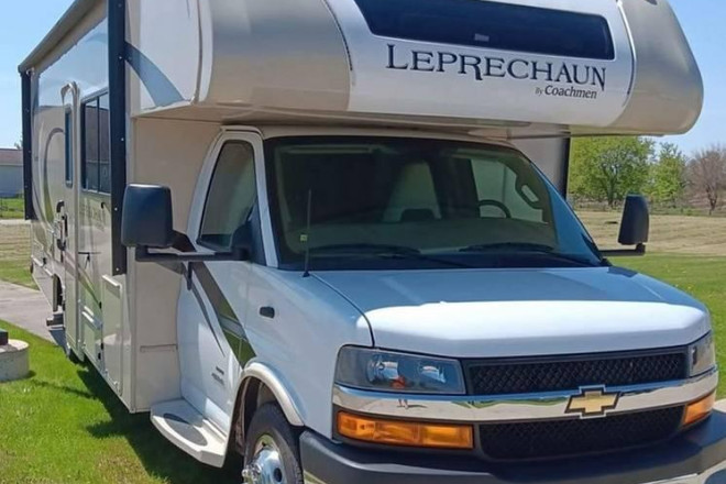 2020 Other Leprechaun Series M-260 DS Chevy 4500