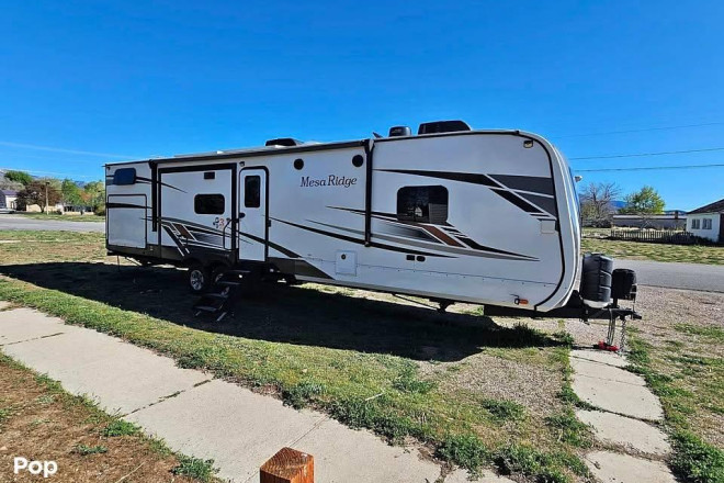 2023 Mesa Ridge 330BHS