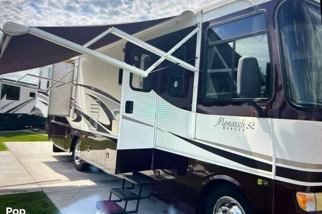 2005 Monarch 33SE