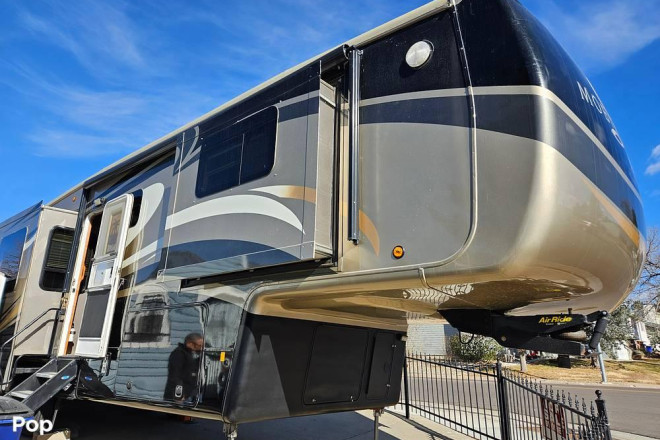 2012 Mobile Suites 36RSSB3