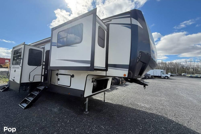 2021 Salem Hemisphere 378FL