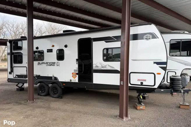 2025 Surveyor LEGEND 260BHLE