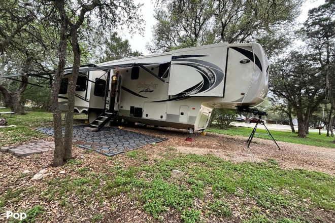 2019 Columbus 1492 383FB