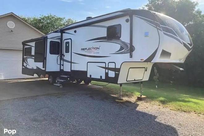 2021 Reflection 337FLS
