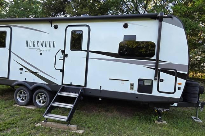 2024 Rockwood ULTRA LITE 2608BS