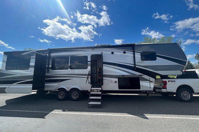 2024 Montana 3531RE