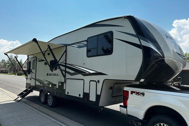 2019 Astoria 2513RLF
