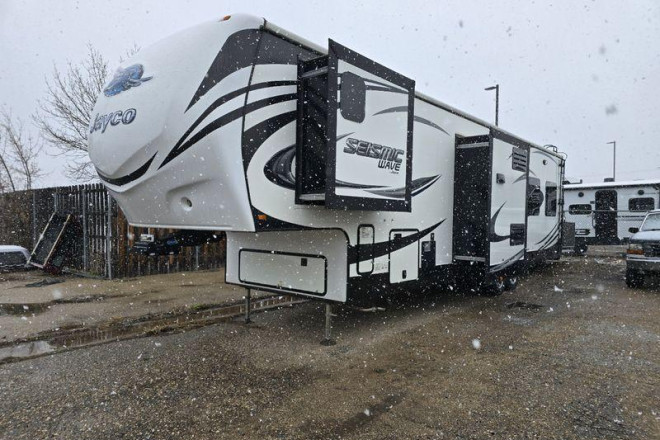 2016 Seismic 355 wave