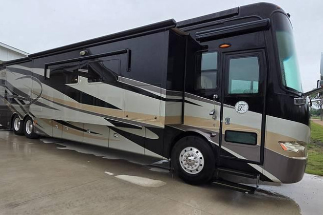 2013 Allegro Bus 45 LP