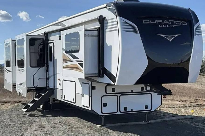 2023 Durango Gold 391RKF