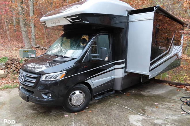 2022 Melbourne Prestige 24RP