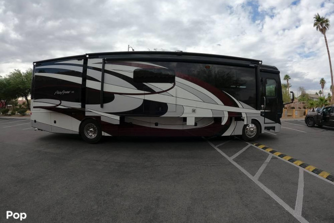 2019 Pace Arrow LXE 38F