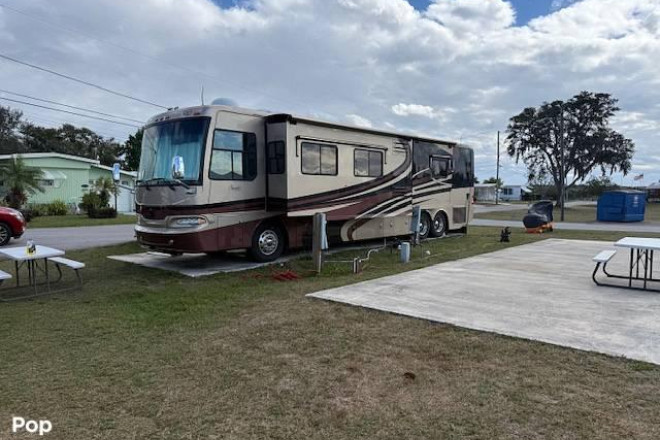2006 Camelot 42 DSQ