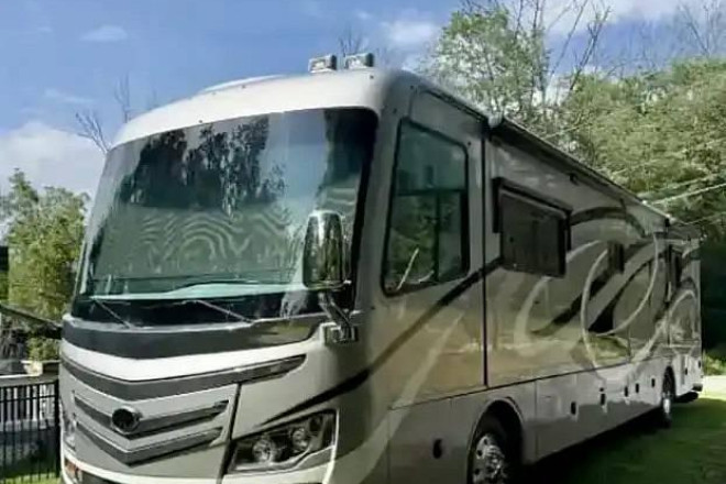 2013 Diplomat 40PDQ