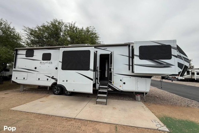2025 Solitude Series M-382WB