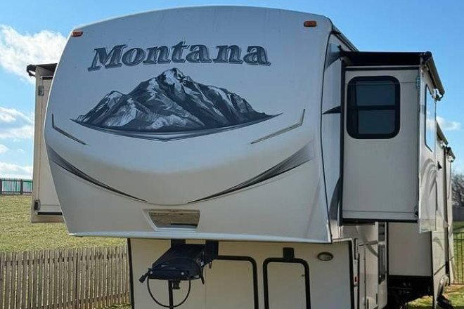 2014 Montana 3850 FL