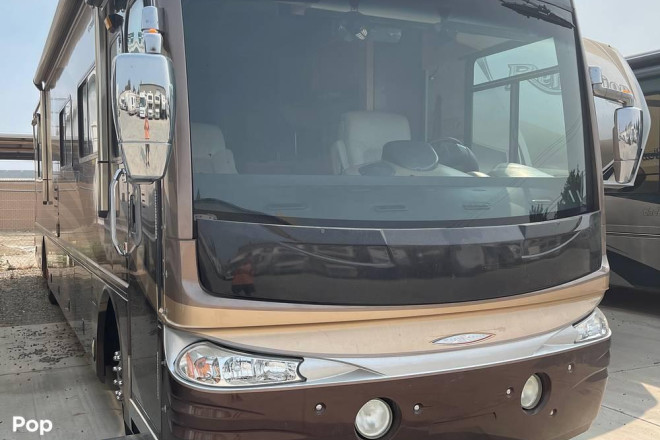 2005 Revolution 40C