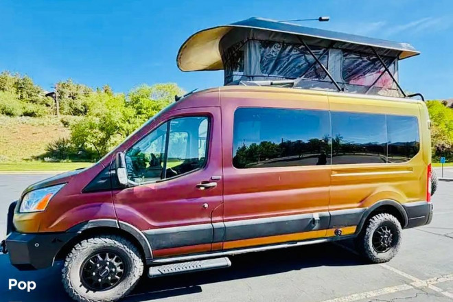 2021 Transit 250 AWD Mid Roof