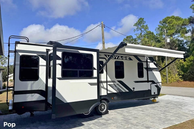 2023 Voyage 2730RL