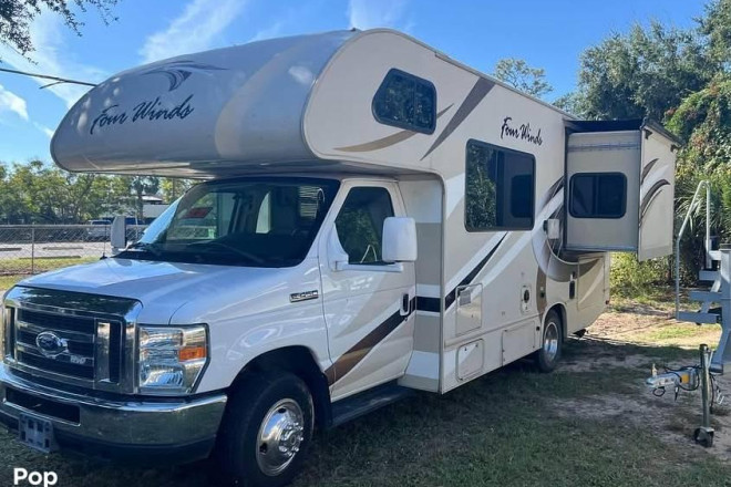 2017 Four Winds 22B