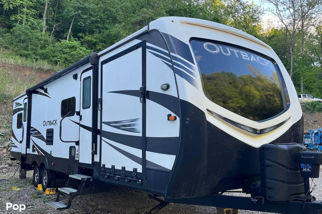 2020 Outback Super-Lite Toy Hauler Series M-324 CG