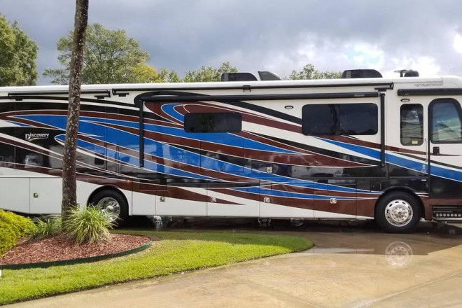 2017 Discovery 39F