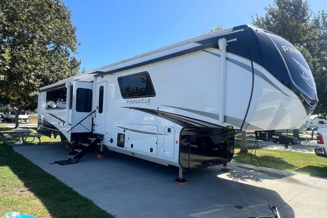 2024 Pinnacle 38FBRK