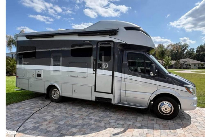 2019 Wayfarer 24TW