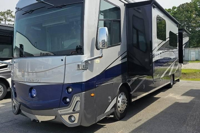 2023 Armada 40M