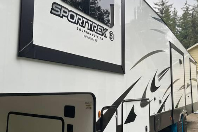 2025 SportTrek Touring Edition 354VBH