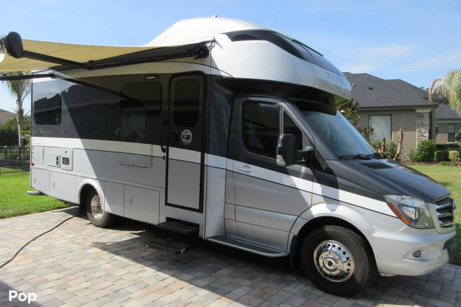 2019 Wayfarer 24TW