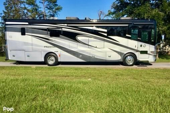 2018 Phaeton 37BH