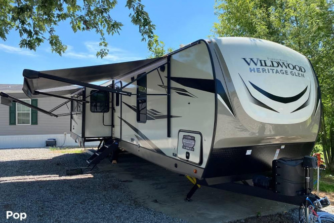 2023 Wildwood 308RL