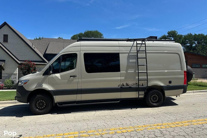 2022 Sprinter 170 4X4 HIGH ROOF
